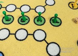 ČLOVĚČE, NEZLOB SE s figurkami - červený lem