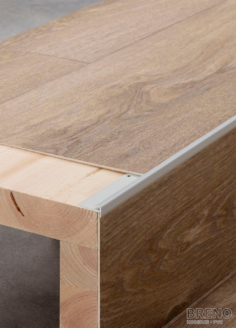 Schodová hrana DP30 striebro mat - vŕtaná