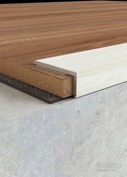 Schodová hrana DP31/S dub biely - samolepiaci