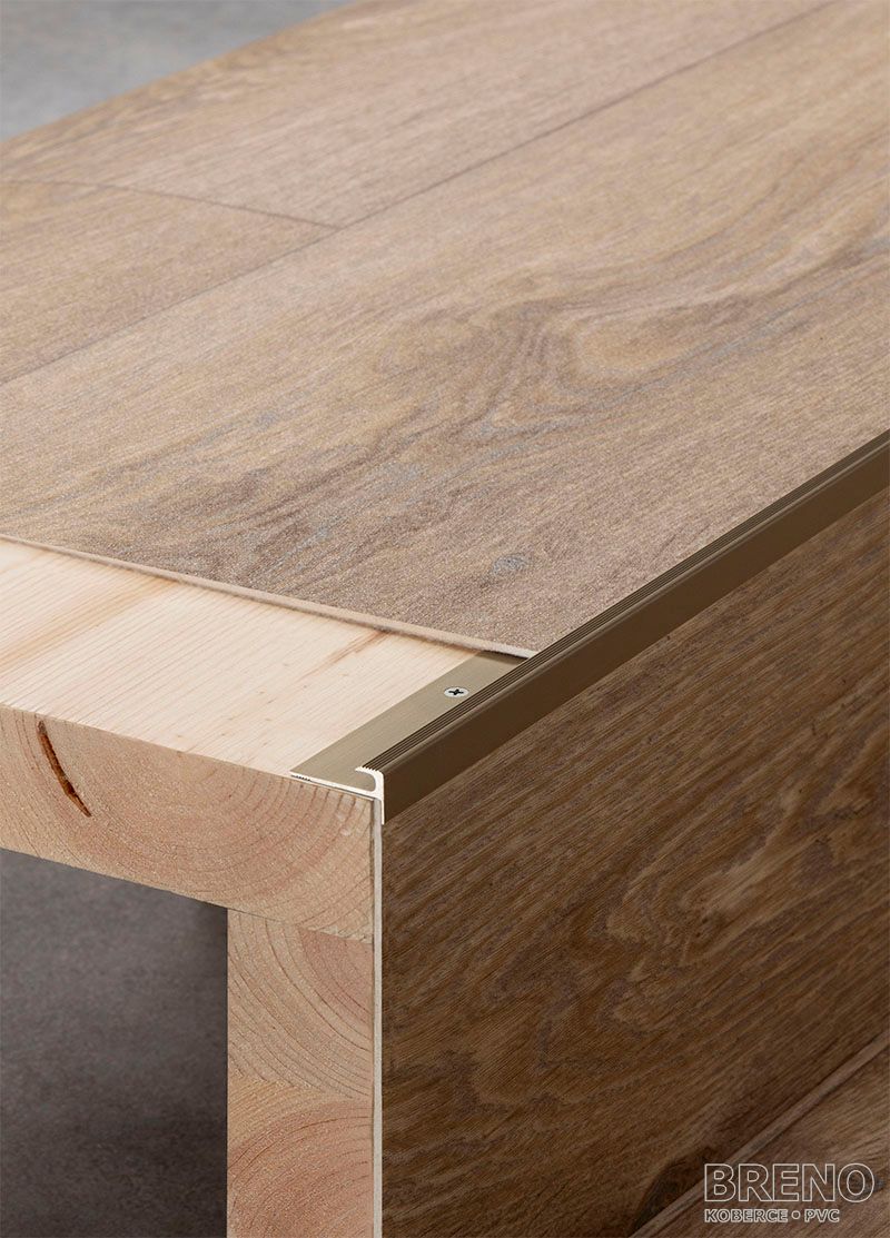 Schodová hrana DP32 bronz mat - vrtaná