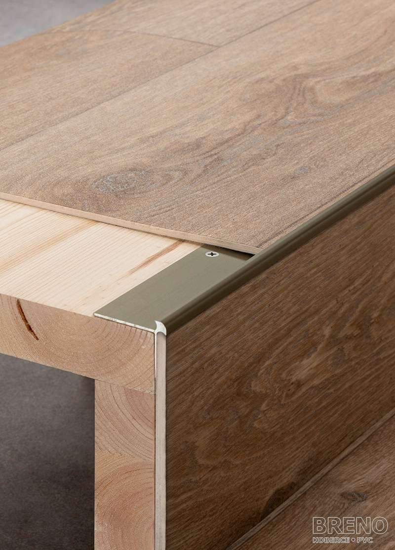 Schodová hrana DP42 bronz mat - vrtaná