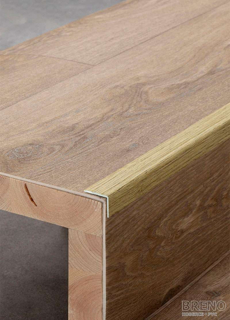 Schodová hrana dub světlý - samolepicí