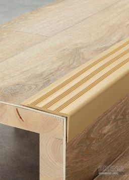 Schodová hrana PVC 816/F