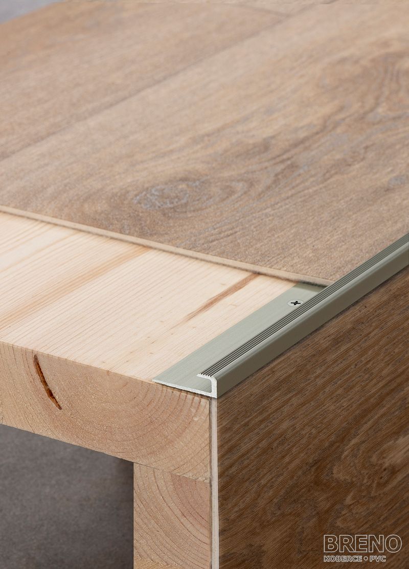 Ukončovací profil champagne - vrtaný