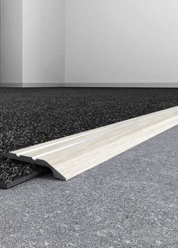 Vyrovnávací profil dub biely