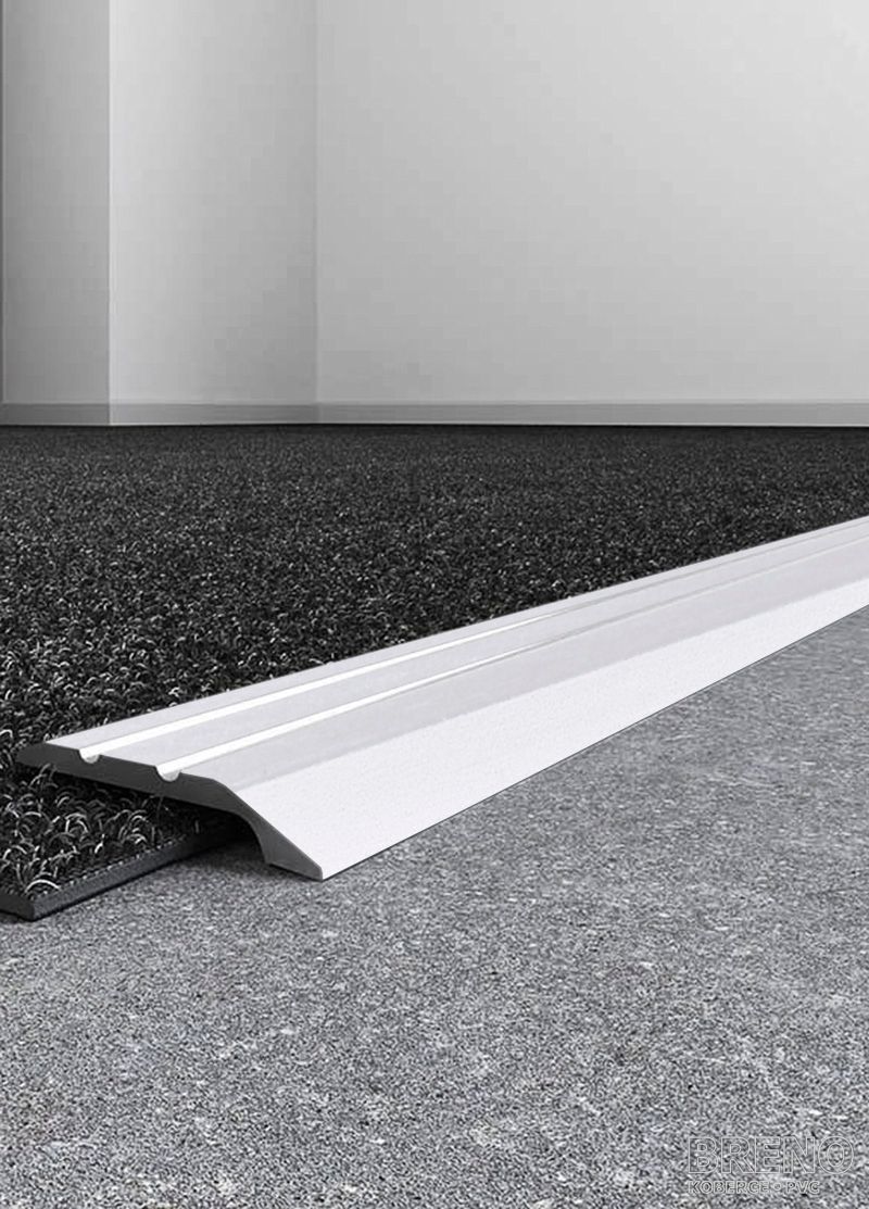 Vyrovnávací profil striebro